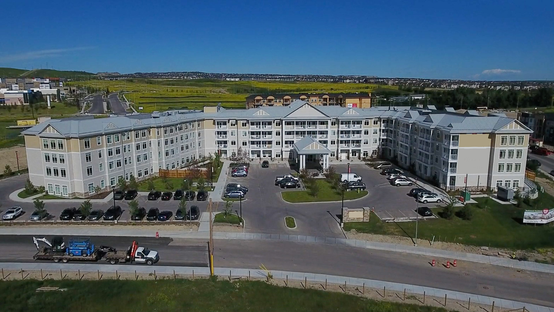 Exterior drone shot of Sage Hill retirement home